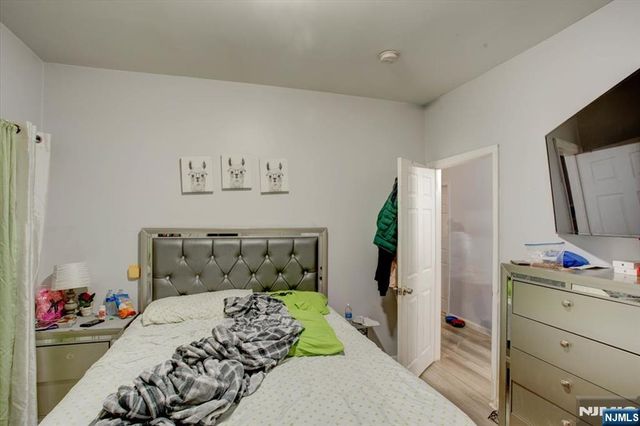 756-758 10th Street, Newark, NJ 07108