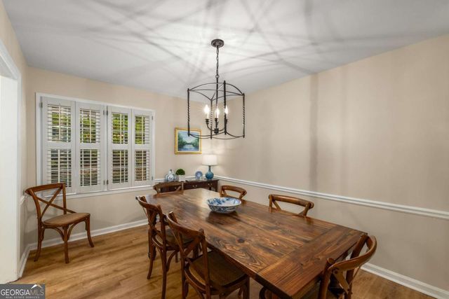 183 Triumph Drive NW, Atlanta, GA 30327