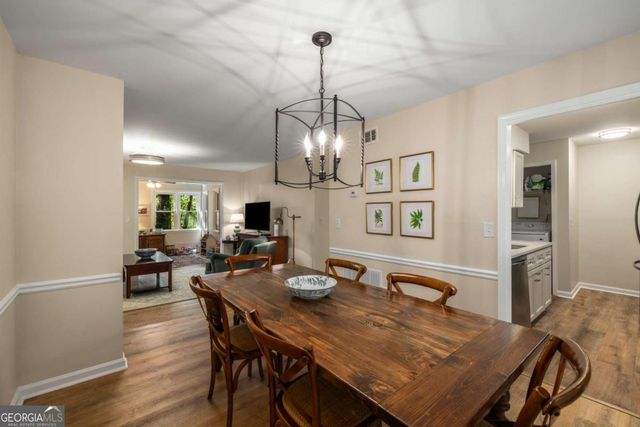 183 Triumph Drive NW, Atlanta, GA 30327