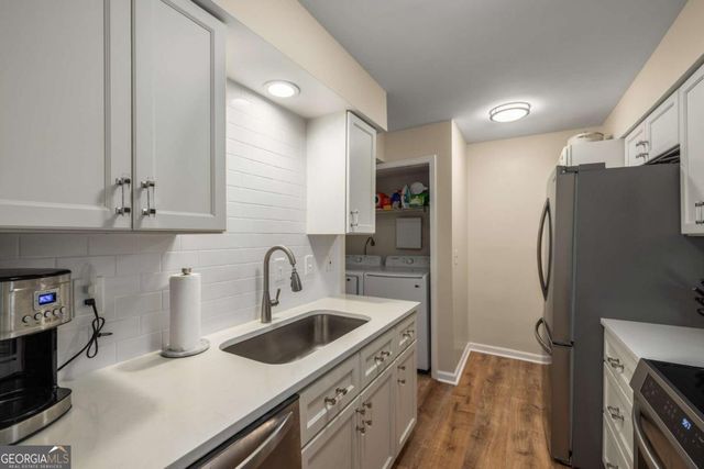 183 Triumph Drive NW, Atlanta, GA 30327