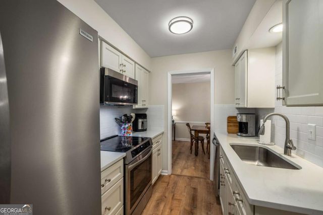 183 Triumph Drive NW, Atlanta, GA 30327