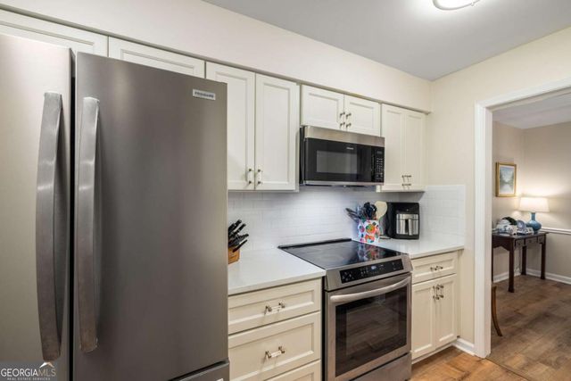 183 Triumph Drive NW, Atlanta, GA 30327