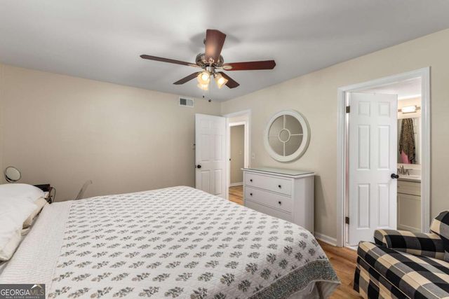 183 Triumph Drive NW, Atlanta, GA 30327