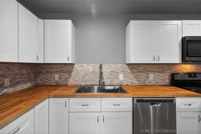 703 N Saltwell Street, Salina, OK 74365