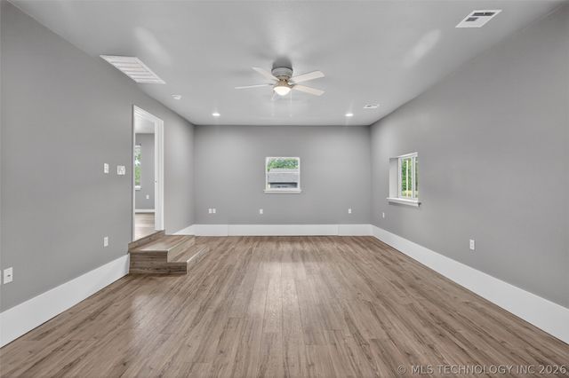 703 N Saltwell Street, Salina, OK 74365