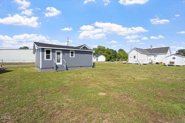 202 W Ward Street, Fremont, NC 27830