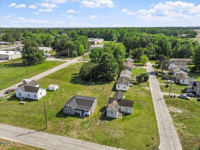 202 W Ward Street, Fremont, NC 27830