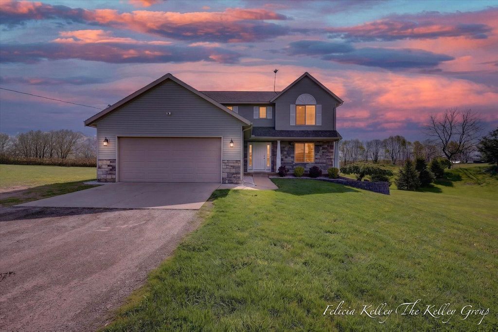 3687 20 Mile Road Ne, Solon Twp, MI 49319