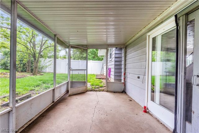 891 Pepperwood Drive, Brunswick, OH 44212