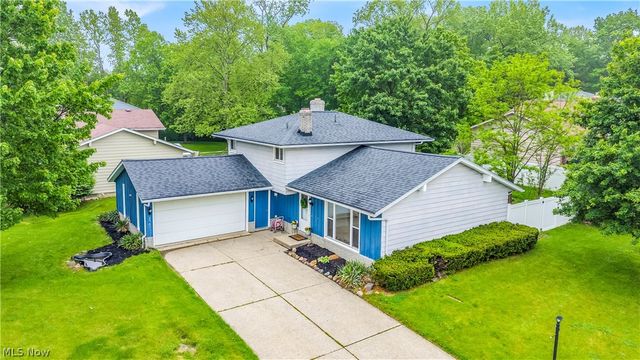 891 Pepperwood Drive, Brunswick, OH 44212
