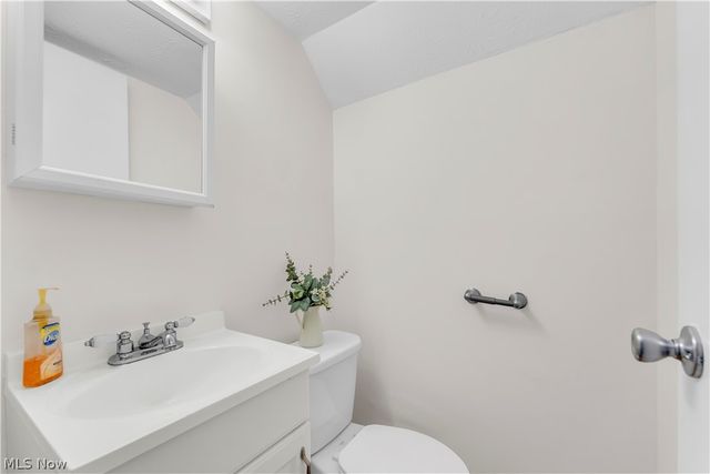 891 Pepperwood Drive, Brunswick, OH 44212