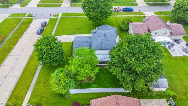 891 Pepperwood Drive, Brunswick, OH 44212