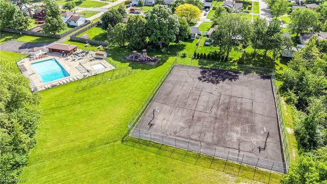 891 Pepperwood Drive, Brunswick, OH 44212