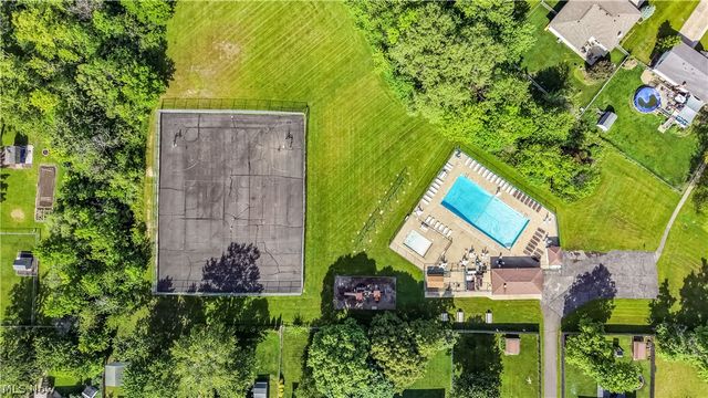 891 Pepperwood Drive, Brunswick, OH 44212