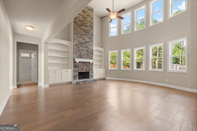 102 Gracie Gardens Court, Newnan, GA 30263