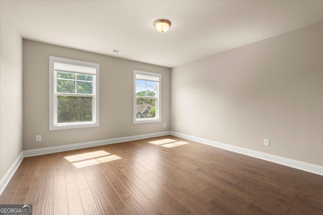 102 Gracie Gardens Court, Newnan, GA 30263