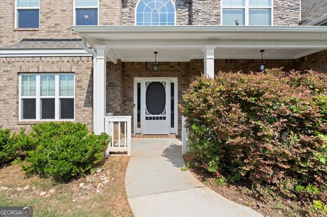 102 Gracie Gardens Court, Newnan, GA 30263