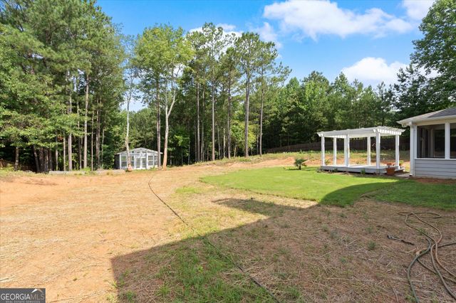 102 Gracie Gardens Court, Newnan, GA 30263