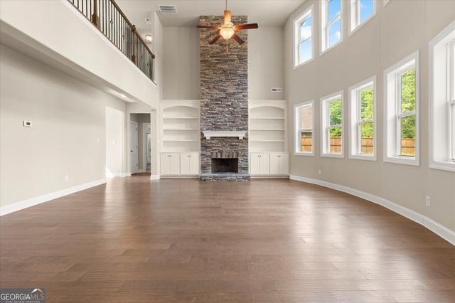 102 Gracie Gardens Court, Newnan, GA 30263