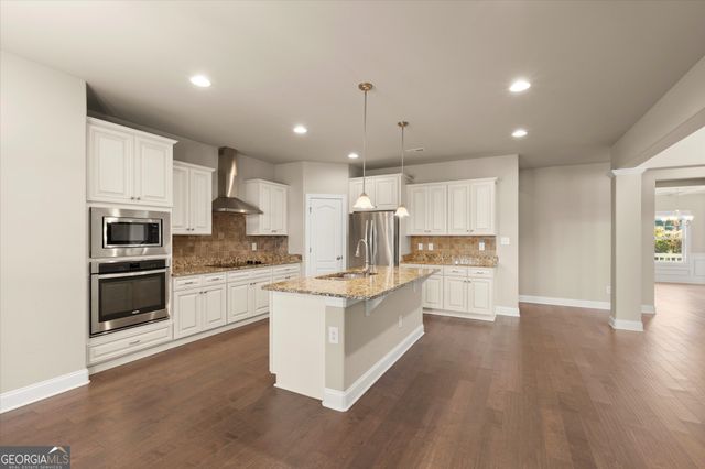 102 Gracie Gardens Court, Newnan, GA 30263