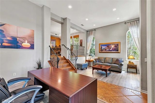 1407 Williamsburg St Street, Tustin, CA 92782