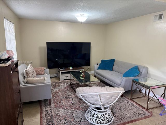 11109 NW 37th St 11109, Sunrise, FL 33351