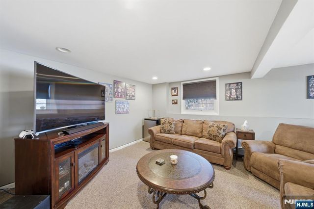 119 Herrick Road, Wayne, NJ 07470