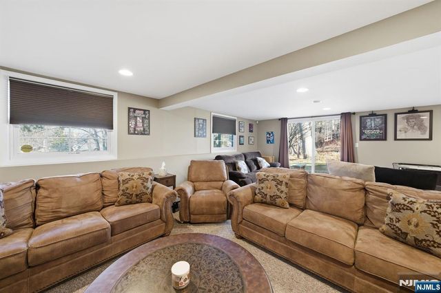 119 Herrick Road, Wayne, NJ 07470