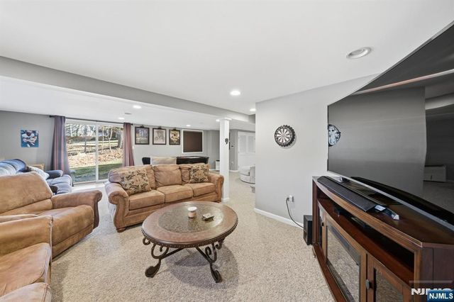 119 Herrick Road, Wayne, NJ 07470