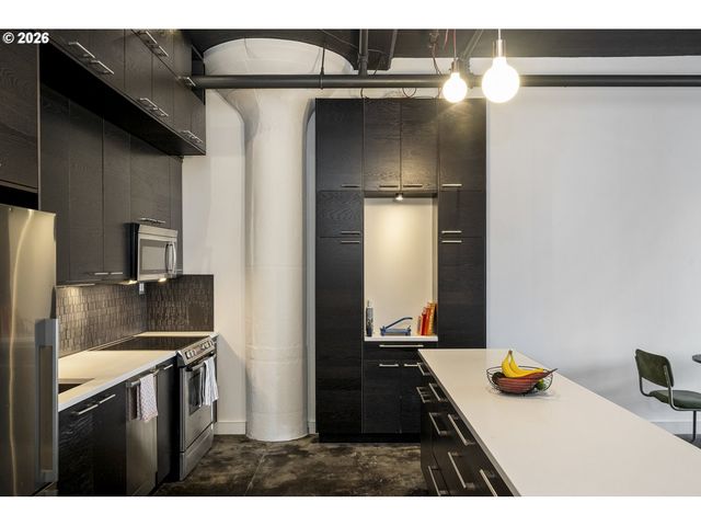1314 Nw IRVING St 612, Portland, OR 97209
