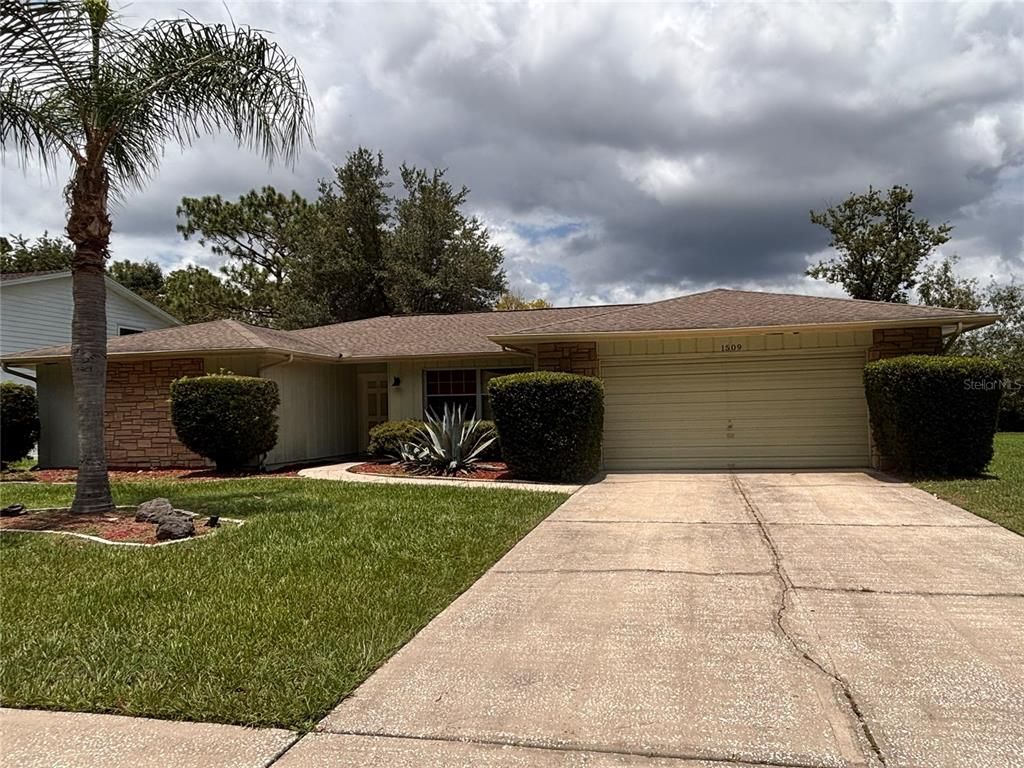 1509 JAGUAR CIRCLE, Apopka, FL 32712