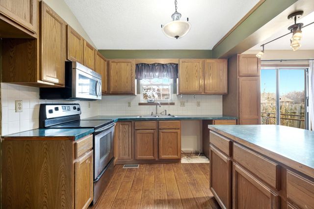 1822 S Mars, Wichita, KS 67209