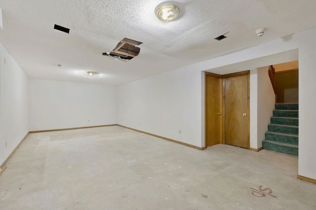 1822 S Mars, Wichita, KS 67209