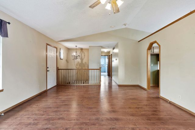 1822 S Mars, Wichita, KS 67209