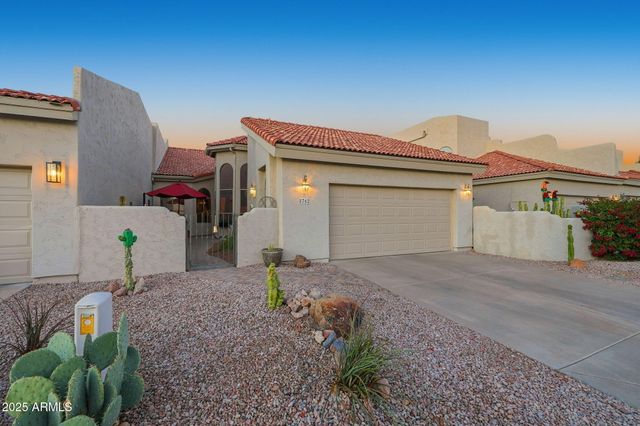 8762 E Sandtrap Court, Gold Canyon, AZ 85118