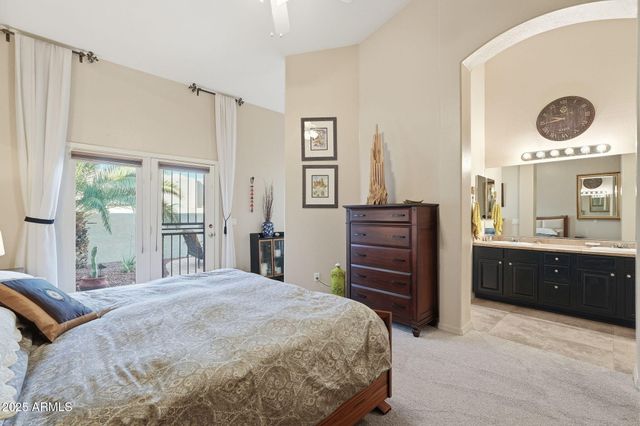 8762 E Sandtrap Court, Gold Canyon, AZ 85118