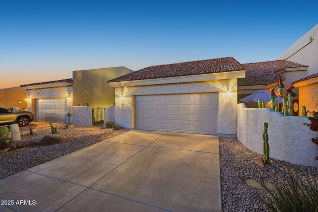8762 E Sandtrap Court, Gold Canyon, AZ 85118