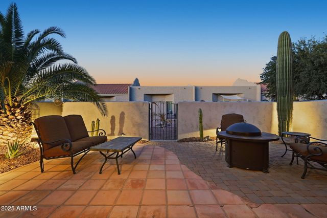 8762 E Sandtrap Court, Gold Canyon, AZ 85118