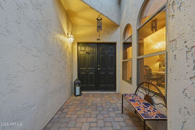 8762 E Sandtrap Court, Gold Canyon, AZ 85118