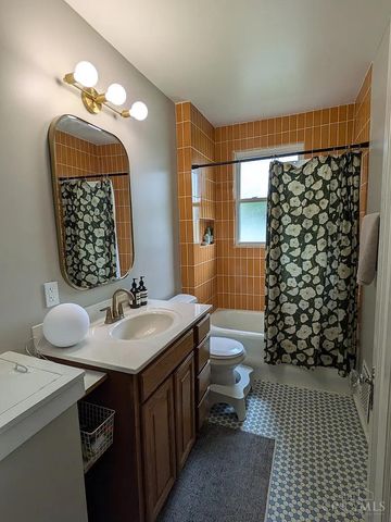 64 E Mitchell Avenue, St Bernard, OH 45217