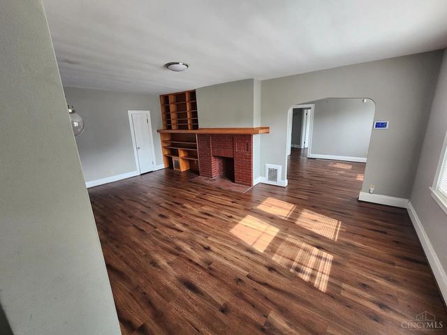 64 E Mitchell Avenue, St Bernard, OH 45217