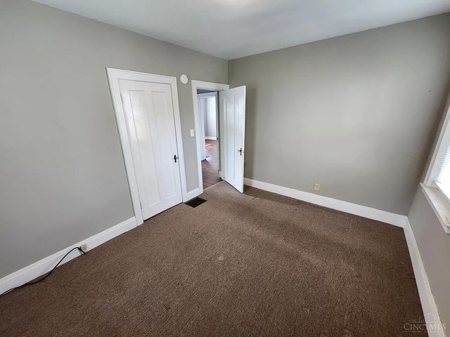 64 E Mitchell Avenue, St Bernard, OH 45217