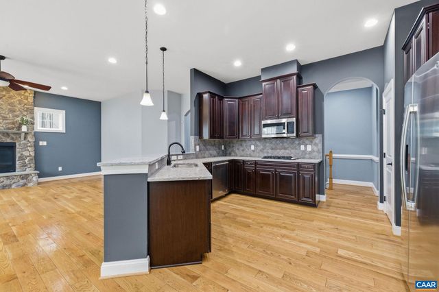 186 BLACKBERRY PL, Zion Crossroads, VA 22942