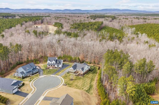 186 BLACKBERRY PL, Zion Crossroads, VA 22942