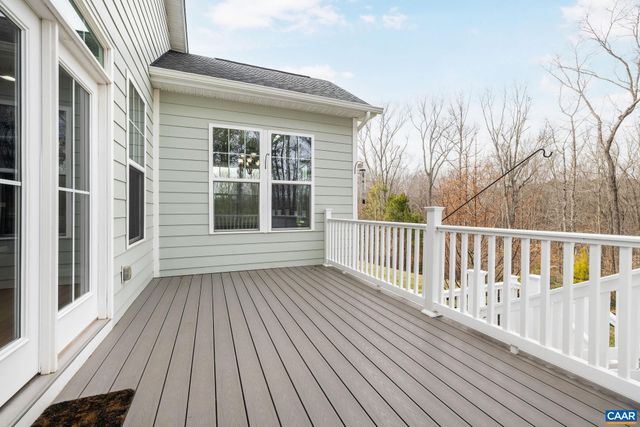 186 BLACKBERRY PL, Zion Crossroads, VA 22942