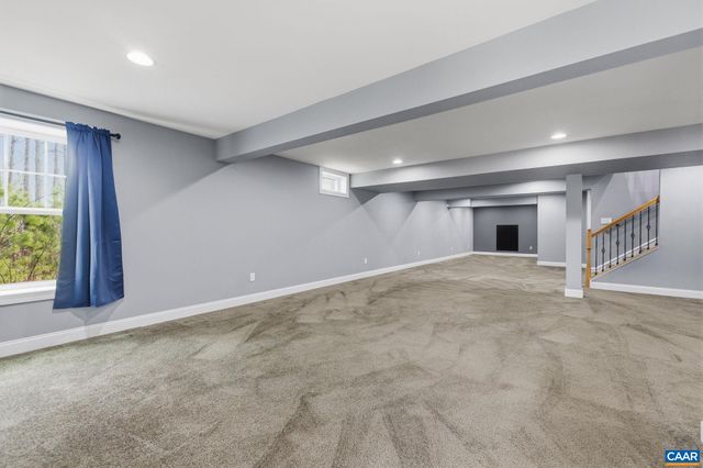 186 BLACKBERRY PL, Zion Crossroads, VA 22942