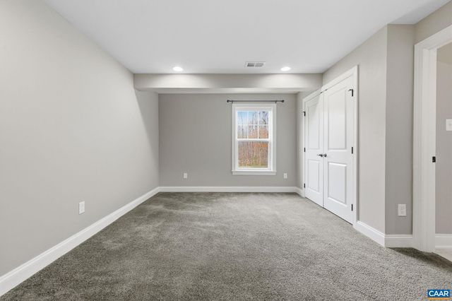 186 BLACKBERRY PL, Zion Crossroads, VA 22942