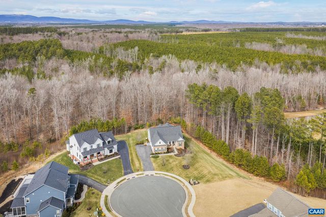 186 BLACKBERRY PL, Zion Crossroads, VA 22942