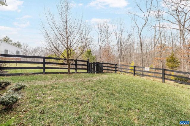 186 BLACKBERRY PL, Zion Crossroads, VA 22942