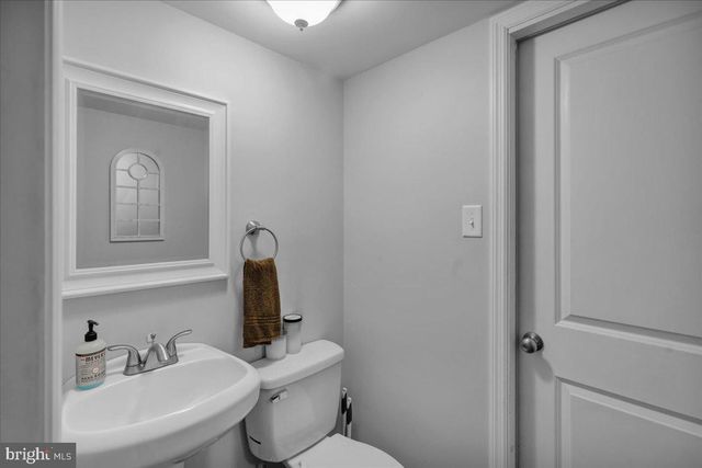 226 MONTGOMERY AVE, Reading, PA 19606